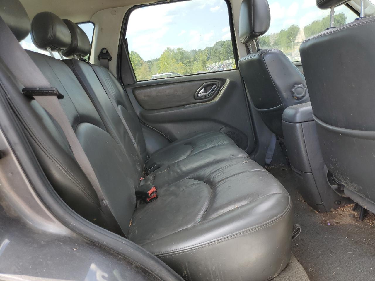 2006 Mazda Tribute VIN 4F2YZ06186KM08378 Copart auction photo, all over damage thumbnail 11