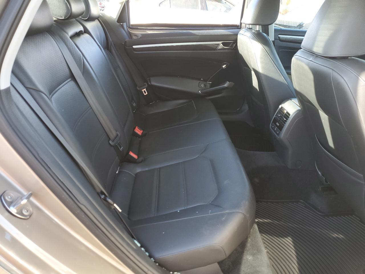 2016 Volkswagen Passat VIN 1VWBT7A35GC017383 Copart auction photo, side damage thumbnail 10