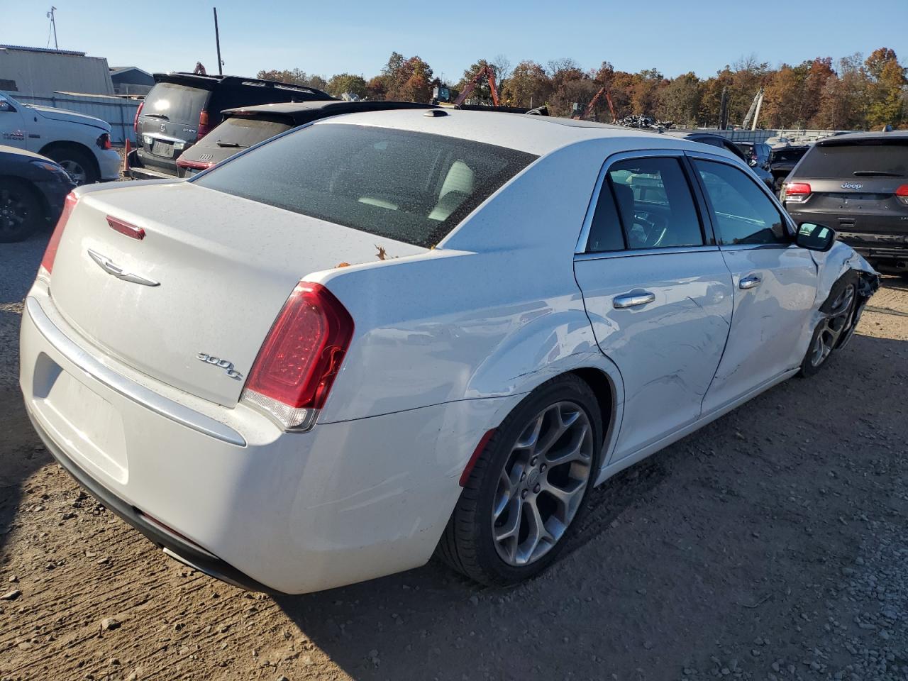 2017 Chrysler 300 VIN 2C3CCAPG1HH616282 Copart auction photo, front end / undercarriage damage thumbnail 3