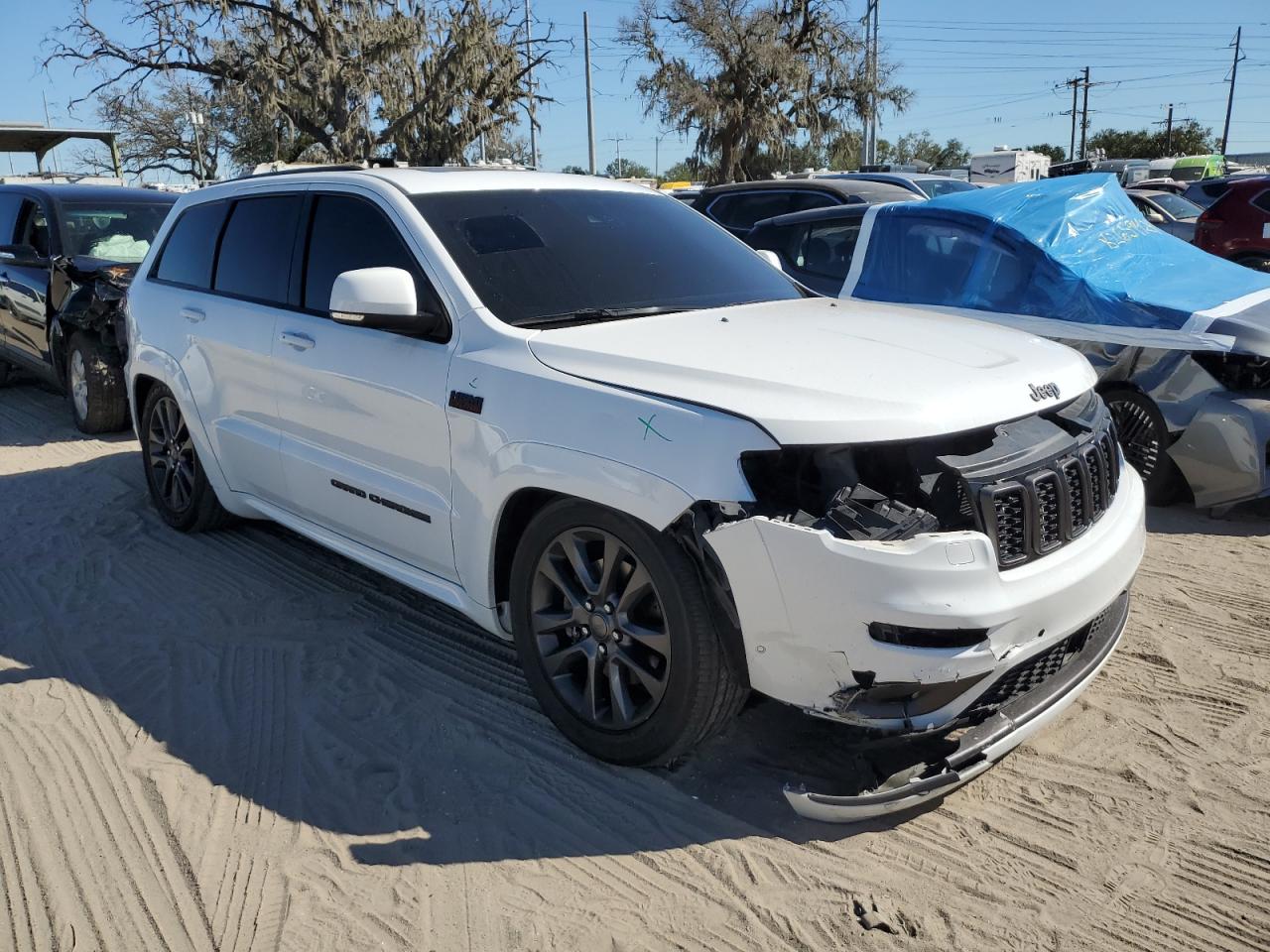 2018 Jeep Grand Cherokee VIN 1C4RJFCT4JC507142 Copart auction photo, front end damage thumbnail 4