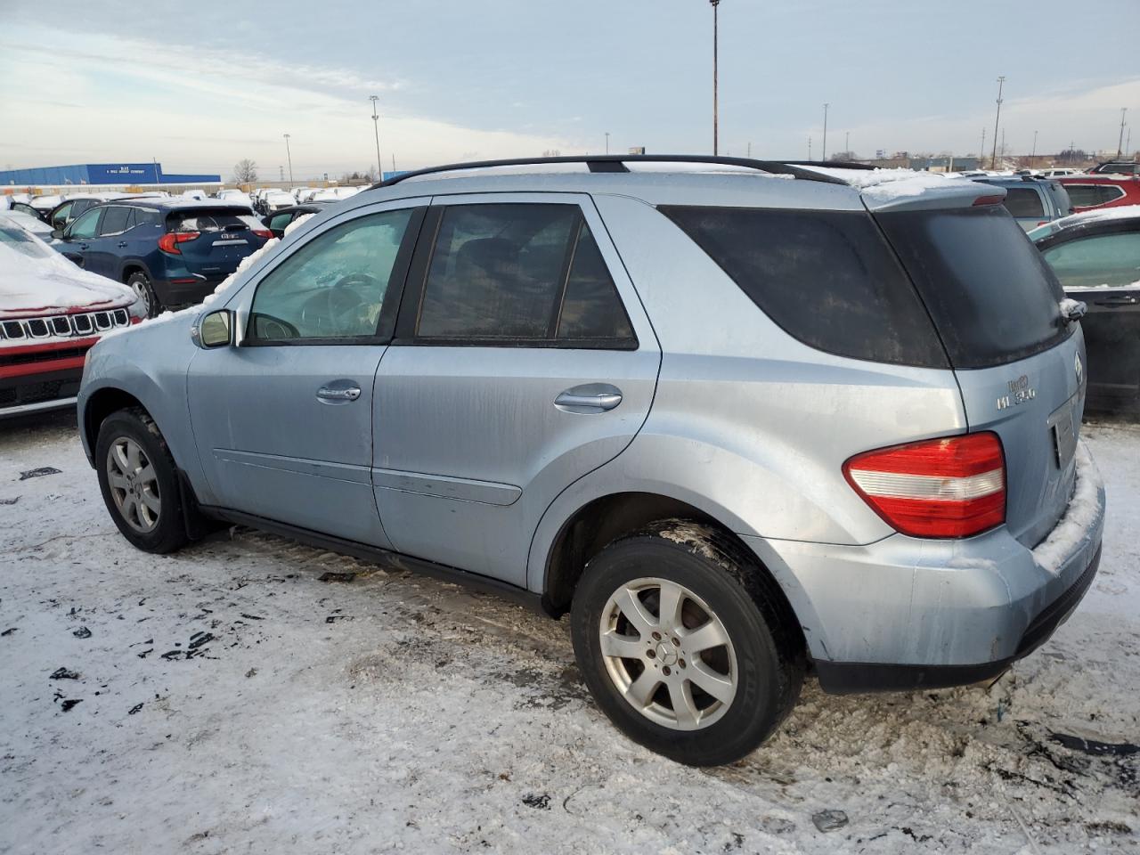 2007 Mercedes-Benz M-klasse VIN 4JGBB86E27A215853 Copart auction photo, front end / side damage thumbnail 2