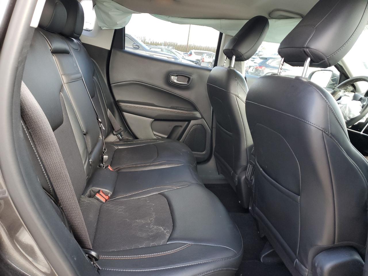 2018 Jeep Compass VIN 3C4NJDBB5JT492702 Copart auction photo, front end / side damage thumbnail 10