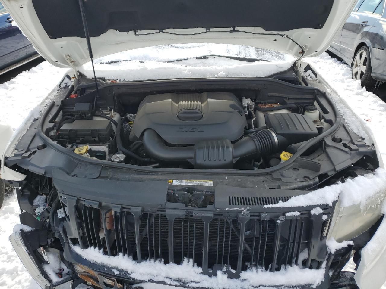 2011 Jeep Grand Cherokee VIN 1J4RR5GG1BC702336 Copart auction photo, all over damage thumbnail 12