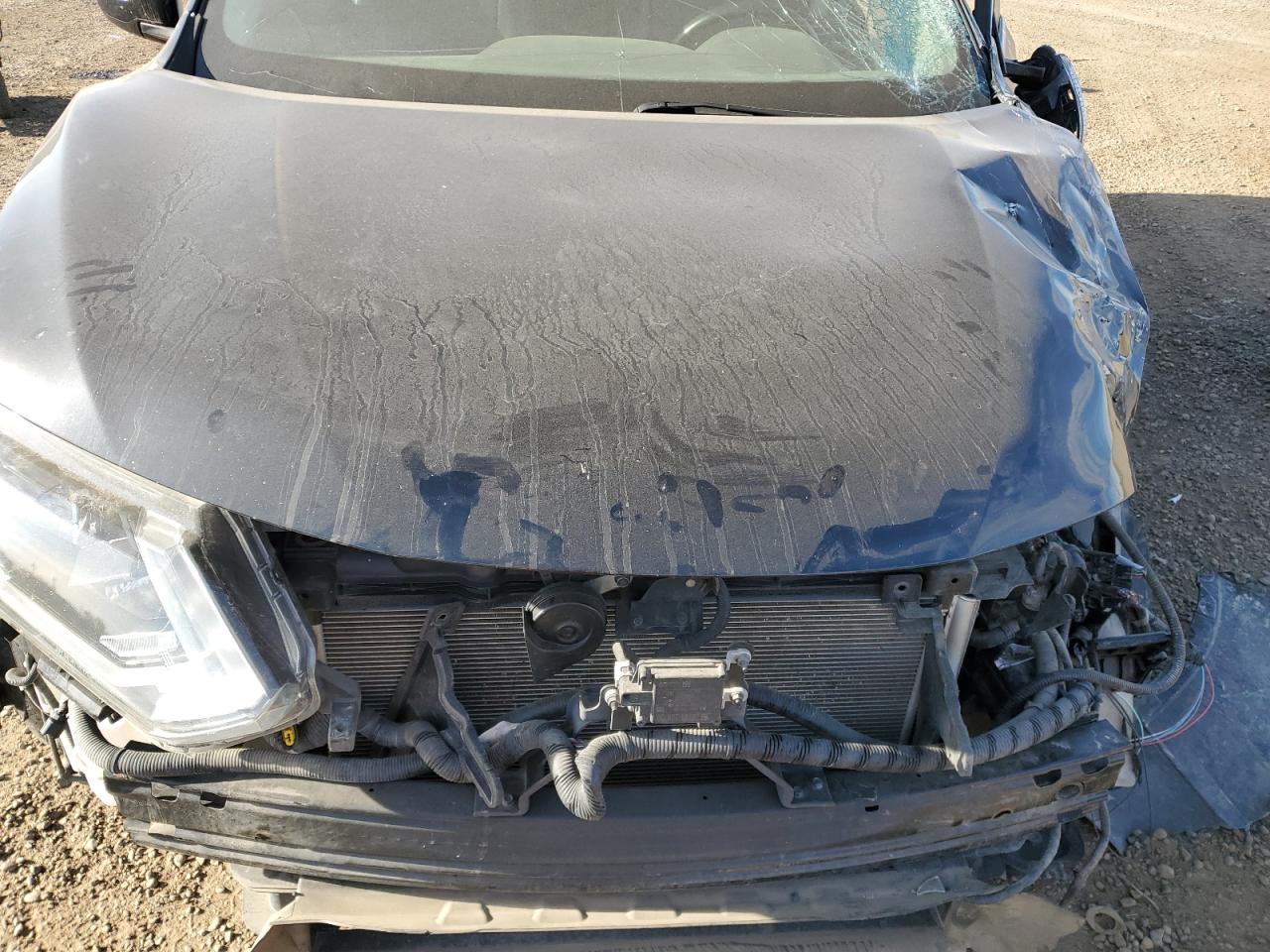 2018 Nissan Rogue VIN 5N1AT2MVXJC747243 Copart auction photo, front end / side damage thumbnail 12