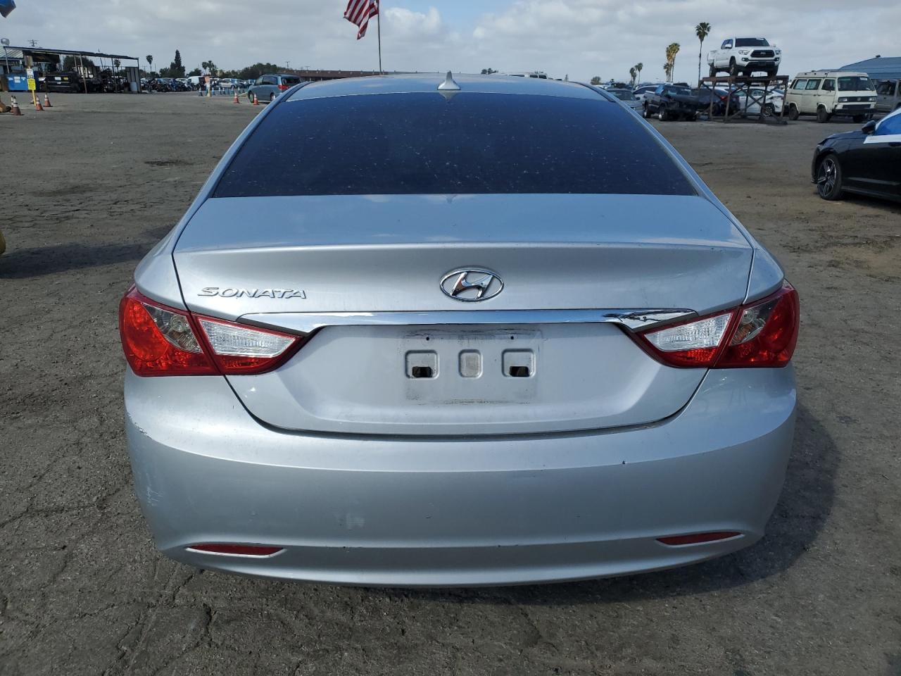 2012 Hyundai Sonata VIN 5NPEB4AC7CH474132 Copart auction photo, front end / minor dent/scratches damage thumbnail 6