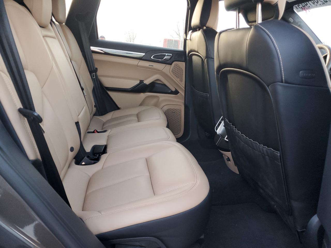2016 Porsche Cayenne VIN WP1AA2A21GKA11762 Copart auction photo, front end damage thumbnail 11