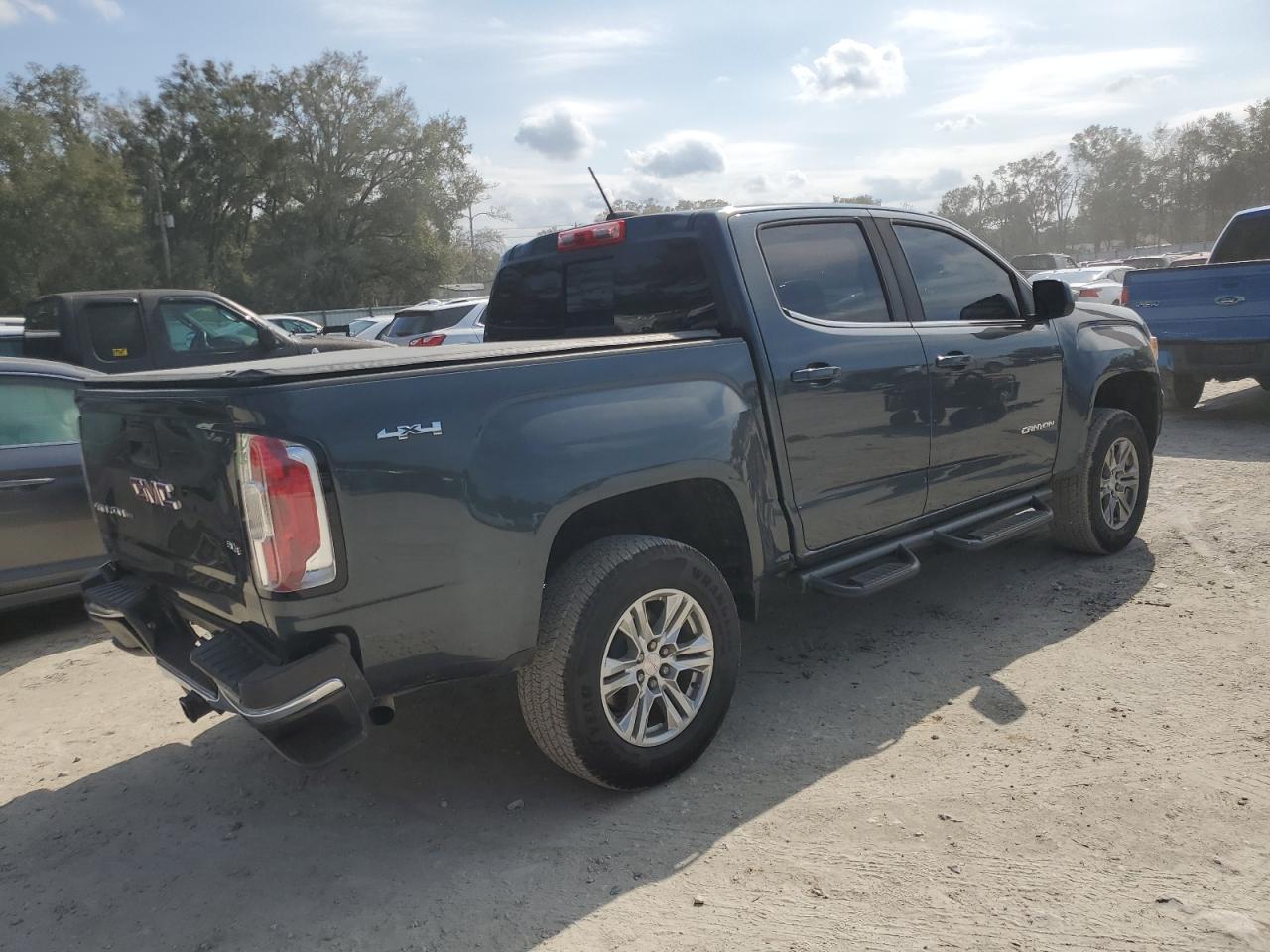 2019 GMC Canyon VIN 1GTG6CEN1K1129624 Copart auction photo, rear end damage thumbnail 3