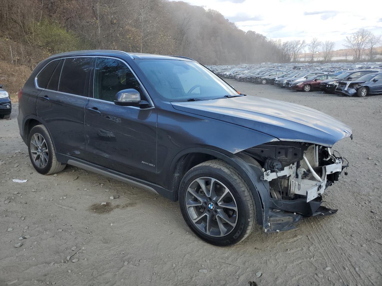 2017 BMW X5 VIN 5UXKR0C30H0V84401 Copart auction photo, front end / minor dent/scratches damage thumbnail 4