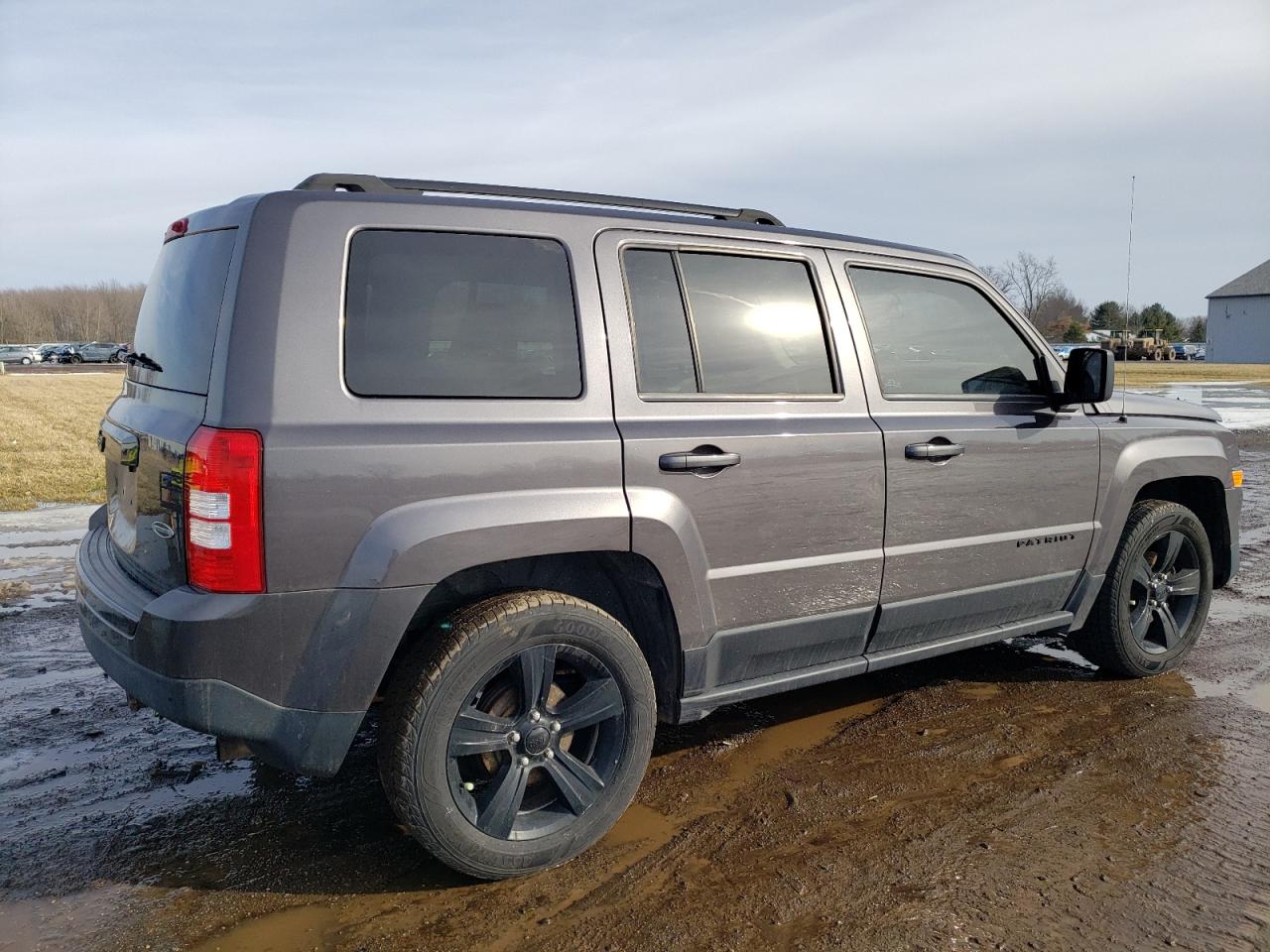 2015 Jeep Liberty (Patriot) VIN 1C4NJPBA2FD388836 Copart auction photo, front end / side damage thumbnail 3