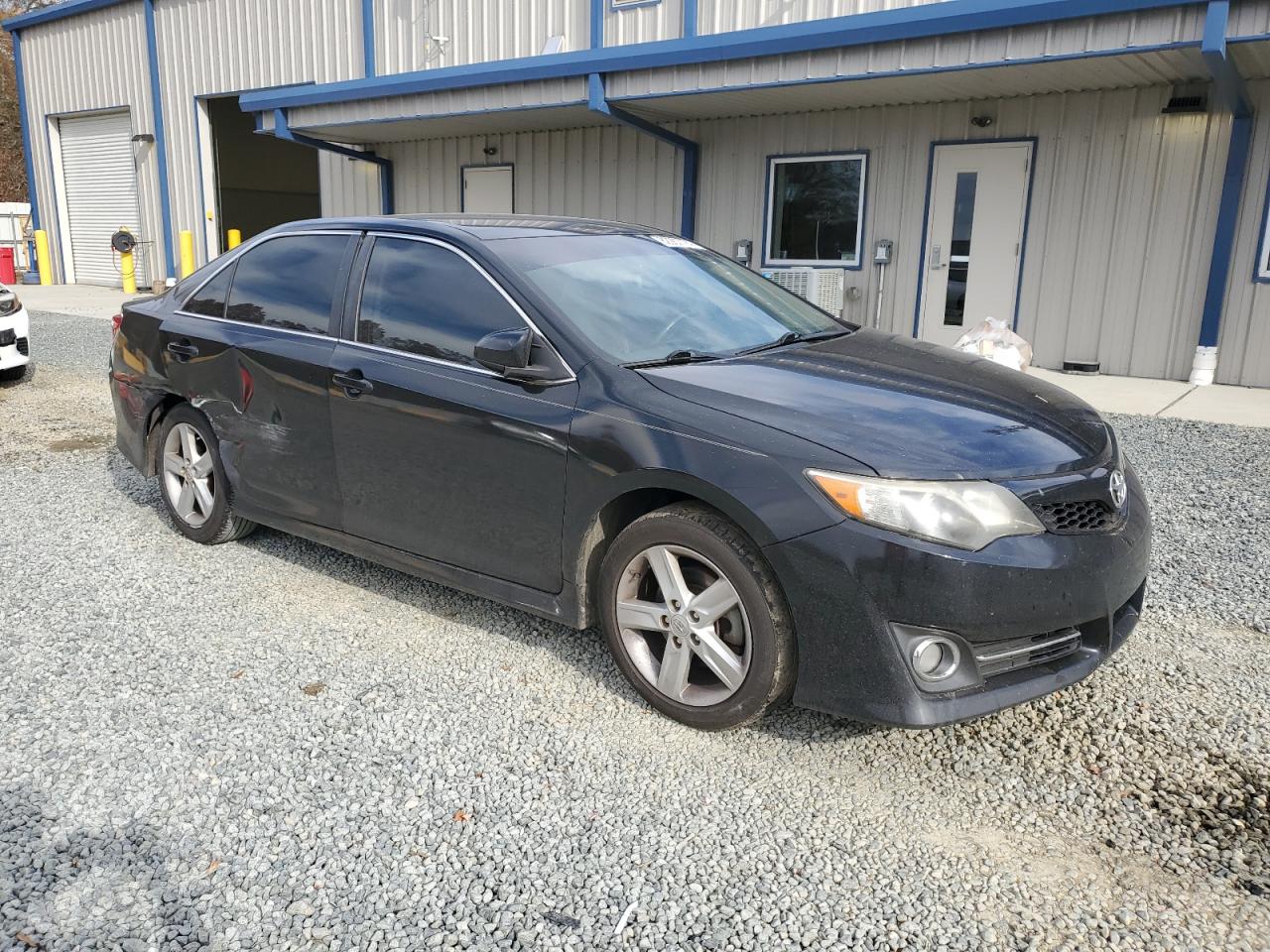 2014 Toyota Camry VIN 4T1BF1FK9EU446956 Copart auction photo, side / rear end damage thumbnail 4