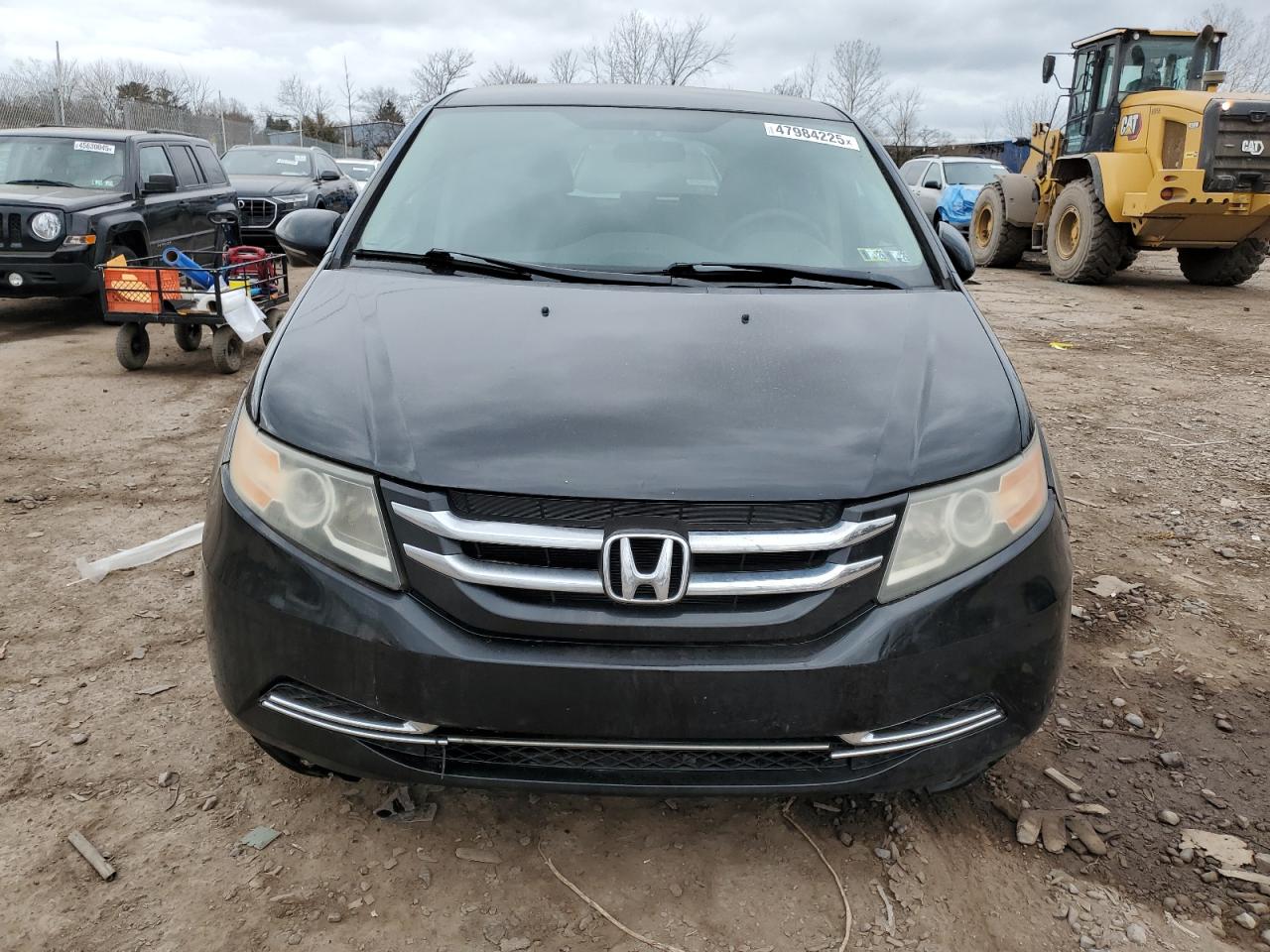 2014 Honda Odyssey VIN 5FNRL5H43EB092118 Copart auction photo, minor dent/scratches damage thumbnail 5
