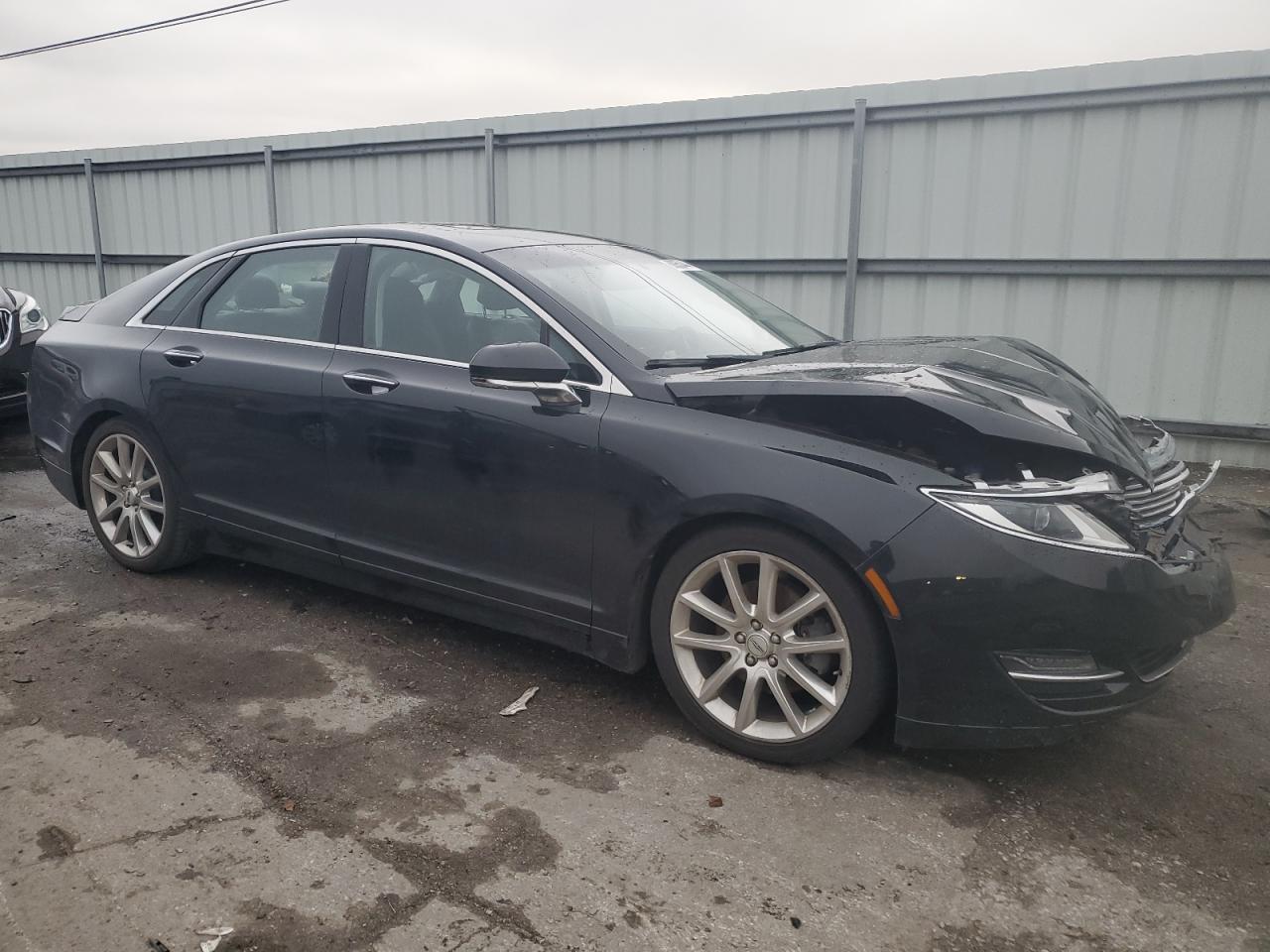 2015 Lincoln MKZ VIN 3LN6L2GK6FR613801 Copart auction photo, front end damage thumbnail 4