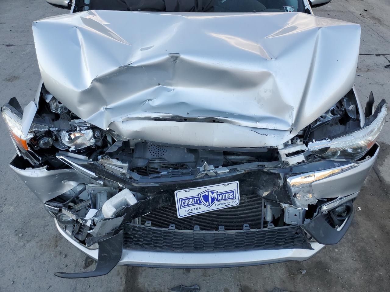 2018 Mitsubishi Outlander VIN JA4AR3AU4JU019202 Copart auction photo, front end / minor dent/scratches damage thumbnail 14