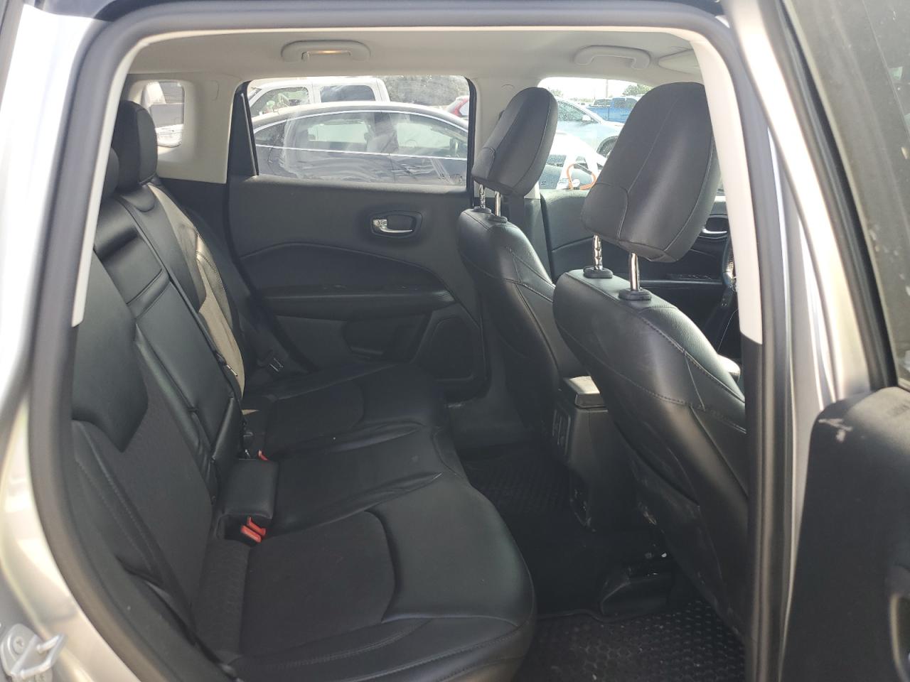 2018 Jeep Compass VIN 3C4NJDBB0JT453550 Copart auction photo, front end damage thumbnail 11