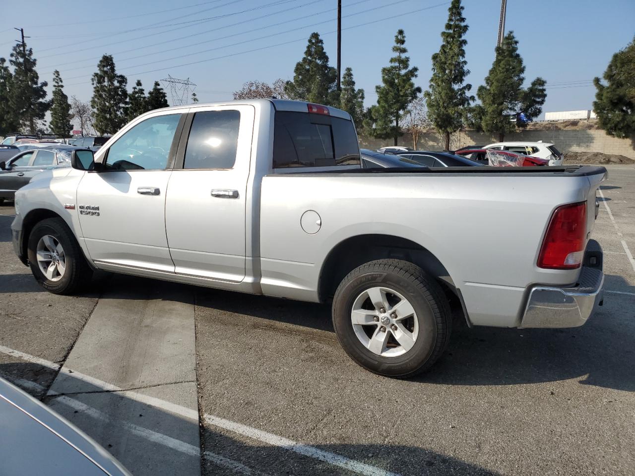 2017 RAM 1500 VIN 1C6RR6GT4HS676555 Copart auction photo, mechanical damage thumbnail 2