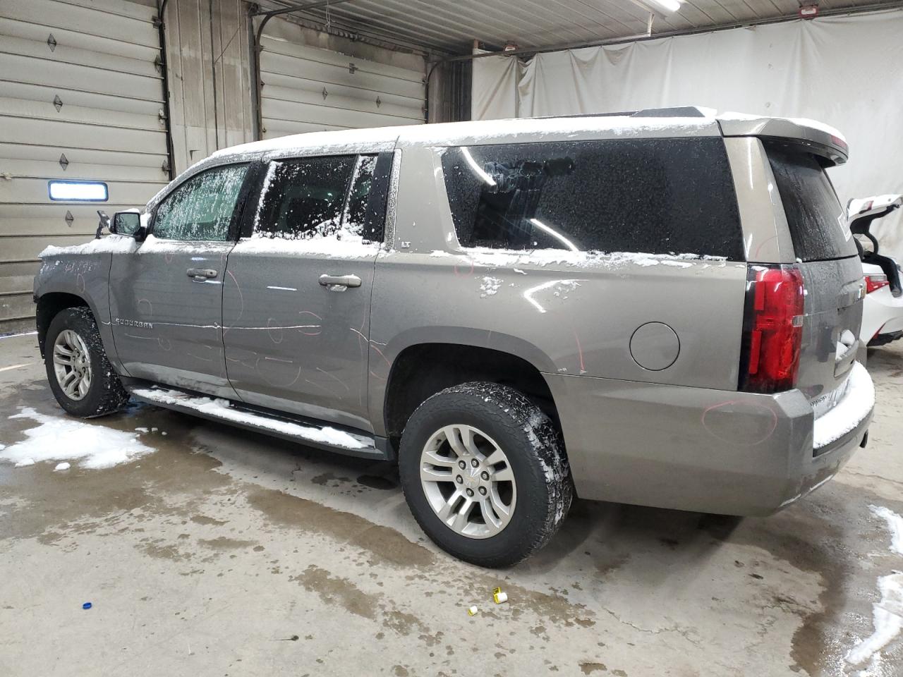 2017 Chevrolet Suburban VIN 1GNSKHKC8HR309352 Copart auction photo, front end damage thumbnail 2