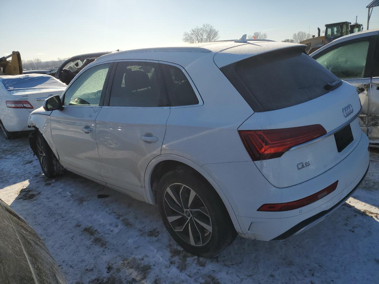 2021 Audi Q5 VIN WA1BAAFY3M2020529 Copart auction photo, front end damage thumbnail 2