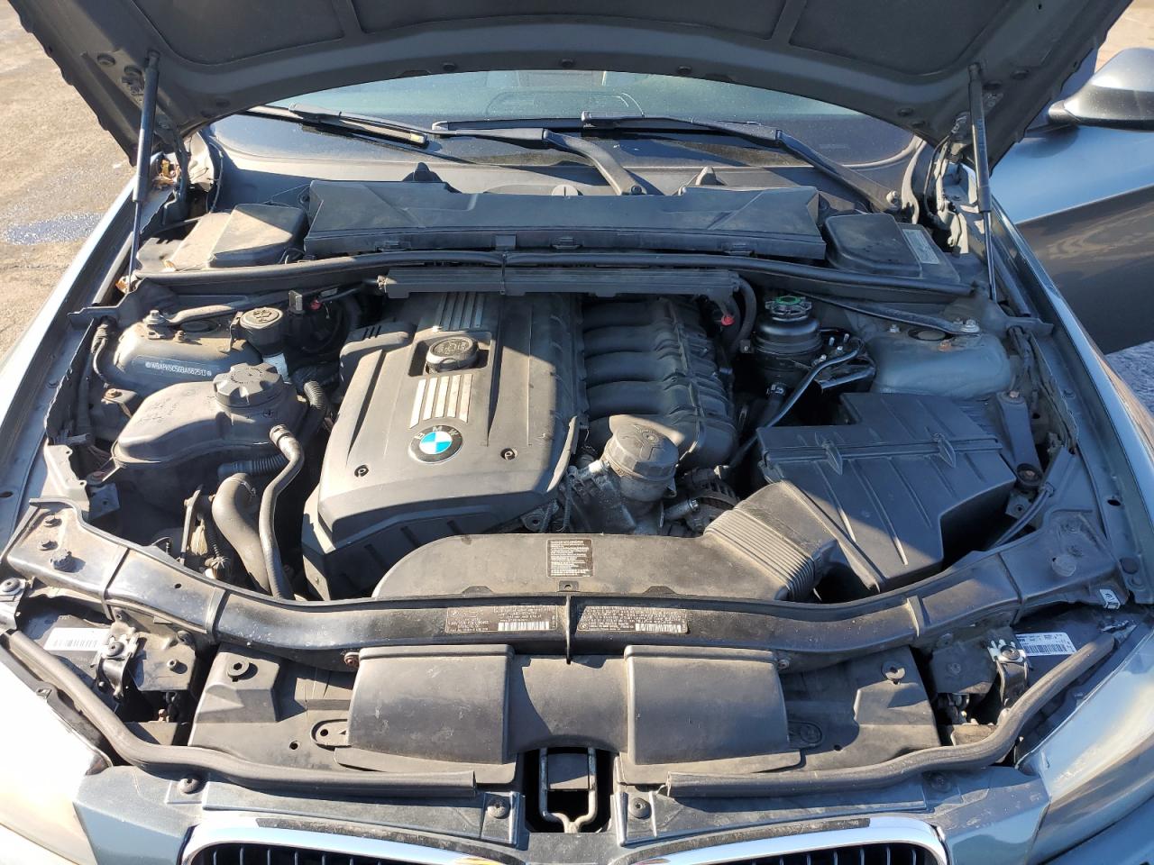 2011 BMW 3er VIN WBAPK5C56BA662513 Copart auction photo, rear end damage thumbnail 13