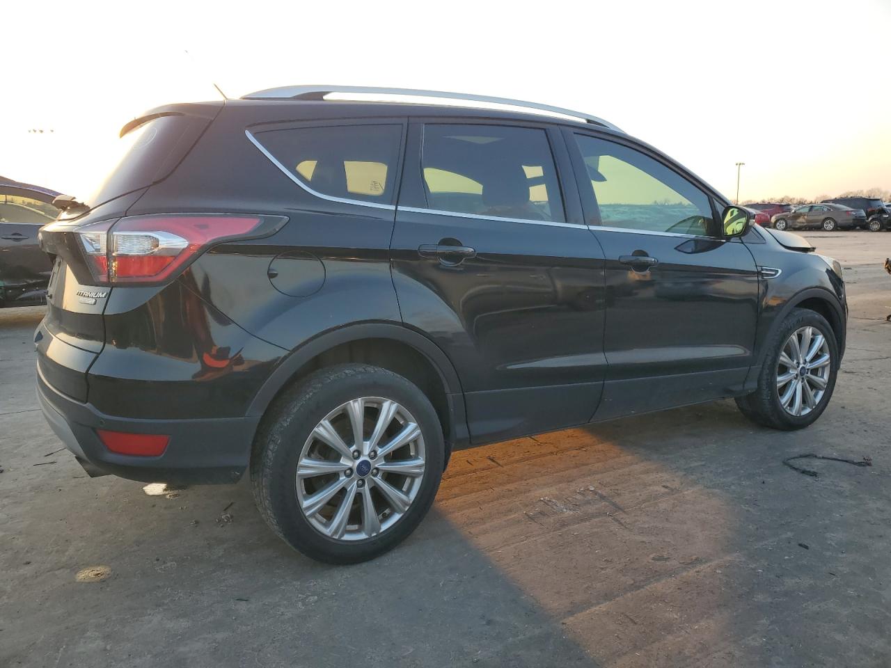 2017 Ford Escape VIN 1FMCU0JD9HUB06238 Copart auction photo, normal wear damage thumbnail 3