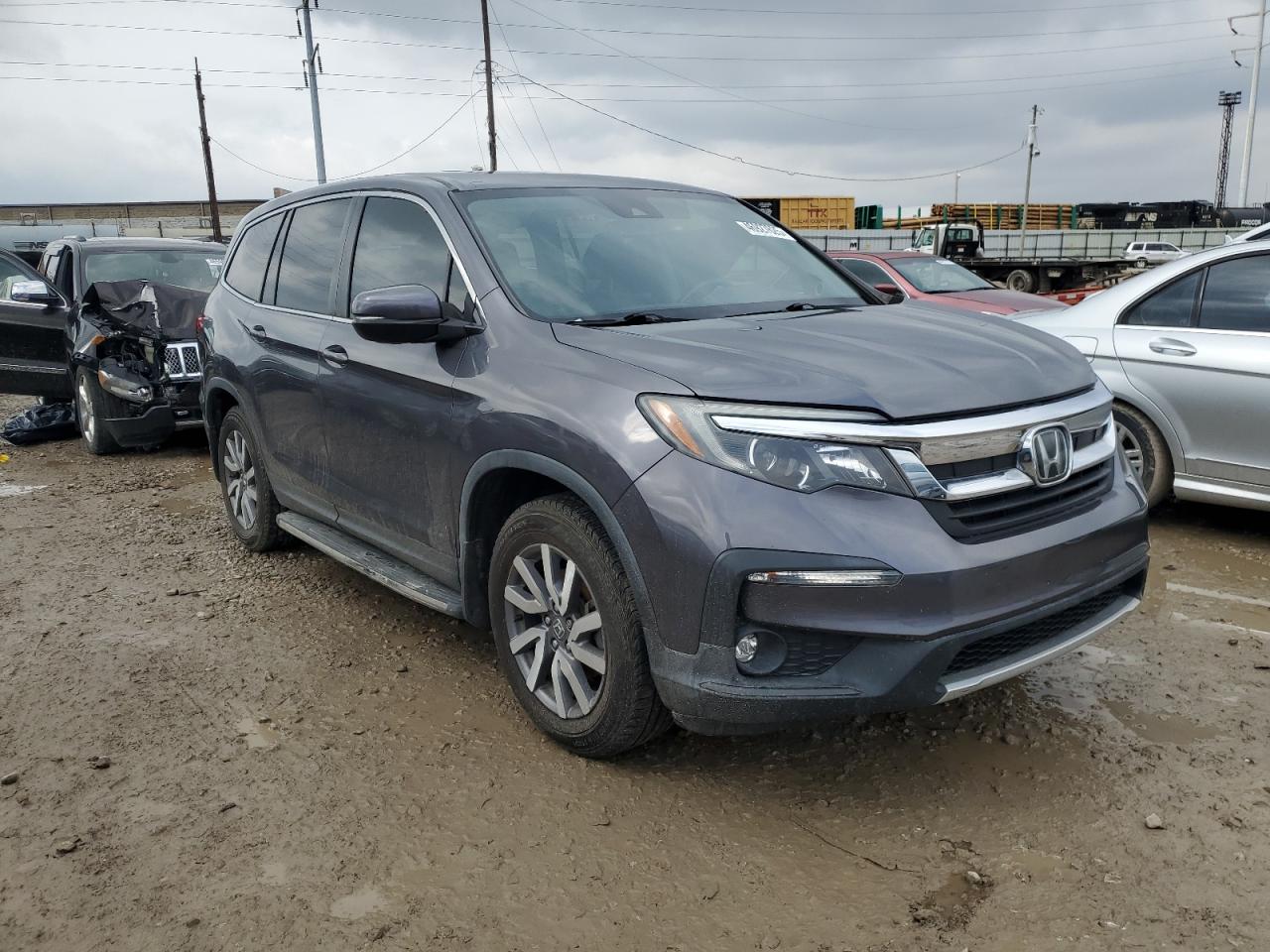 2019 Honda Pilot VIN 5FNYF5H57KB030731 Copart auction photo, minor dent/scratches damage thumbnail 4