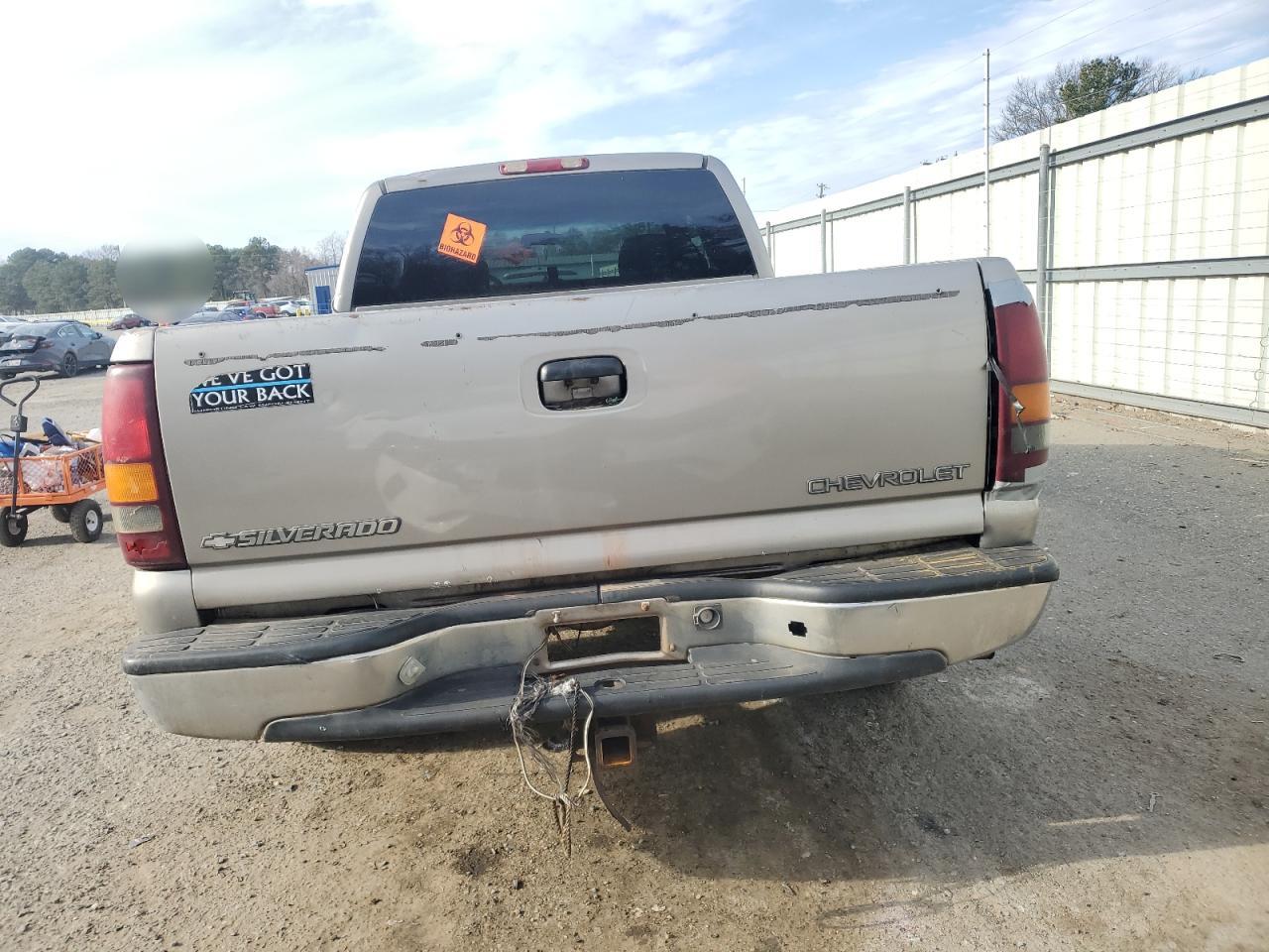 2001 Chevrolet Silverado VIN 2GCEC19W611361507 Copart auction photo, all over damage thumbnail 6