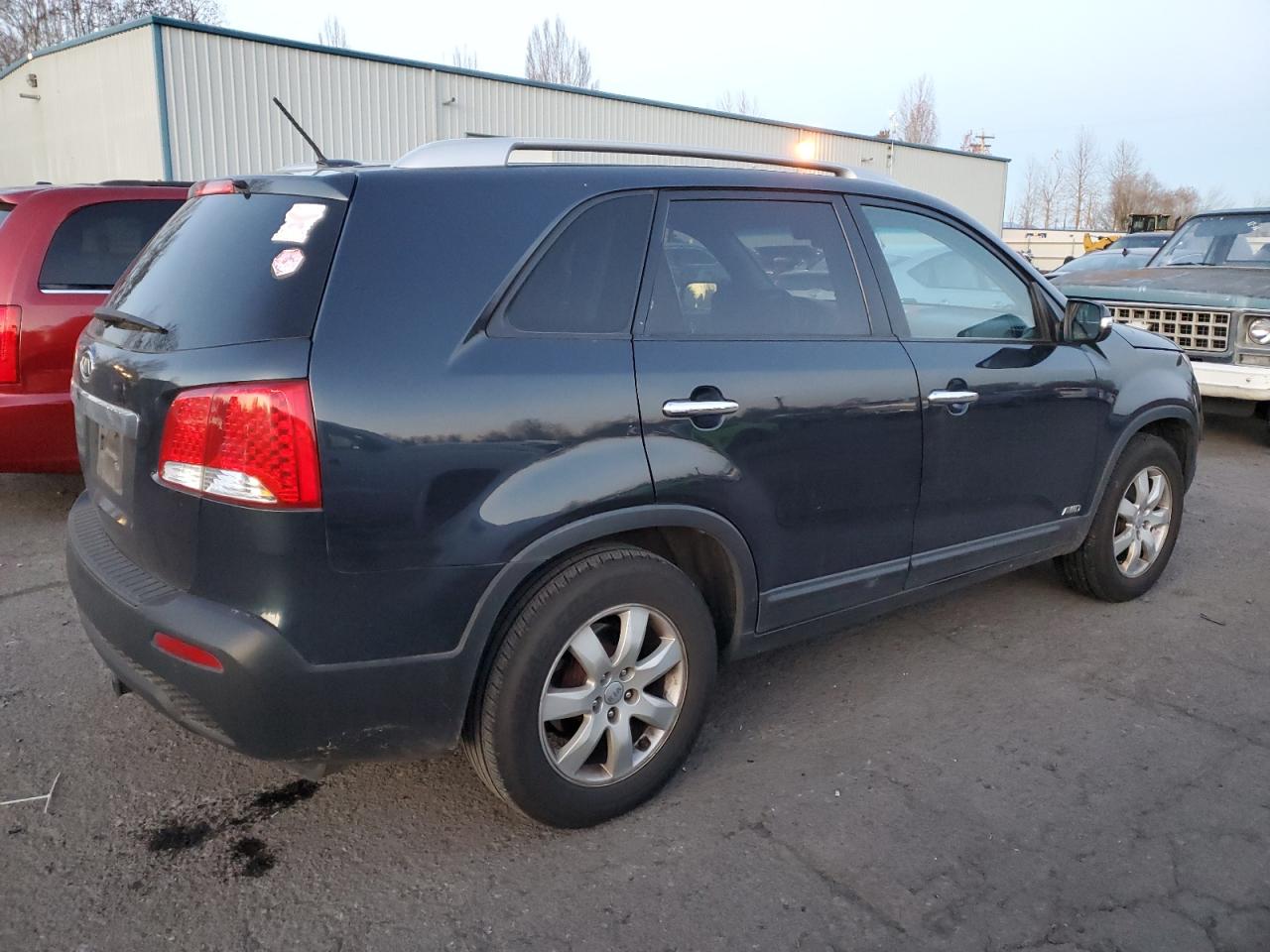 2013 KIA Sorento VIN 5XYKTDA26DG331639 Copart auction photo, mechanical damage thumbnail 3