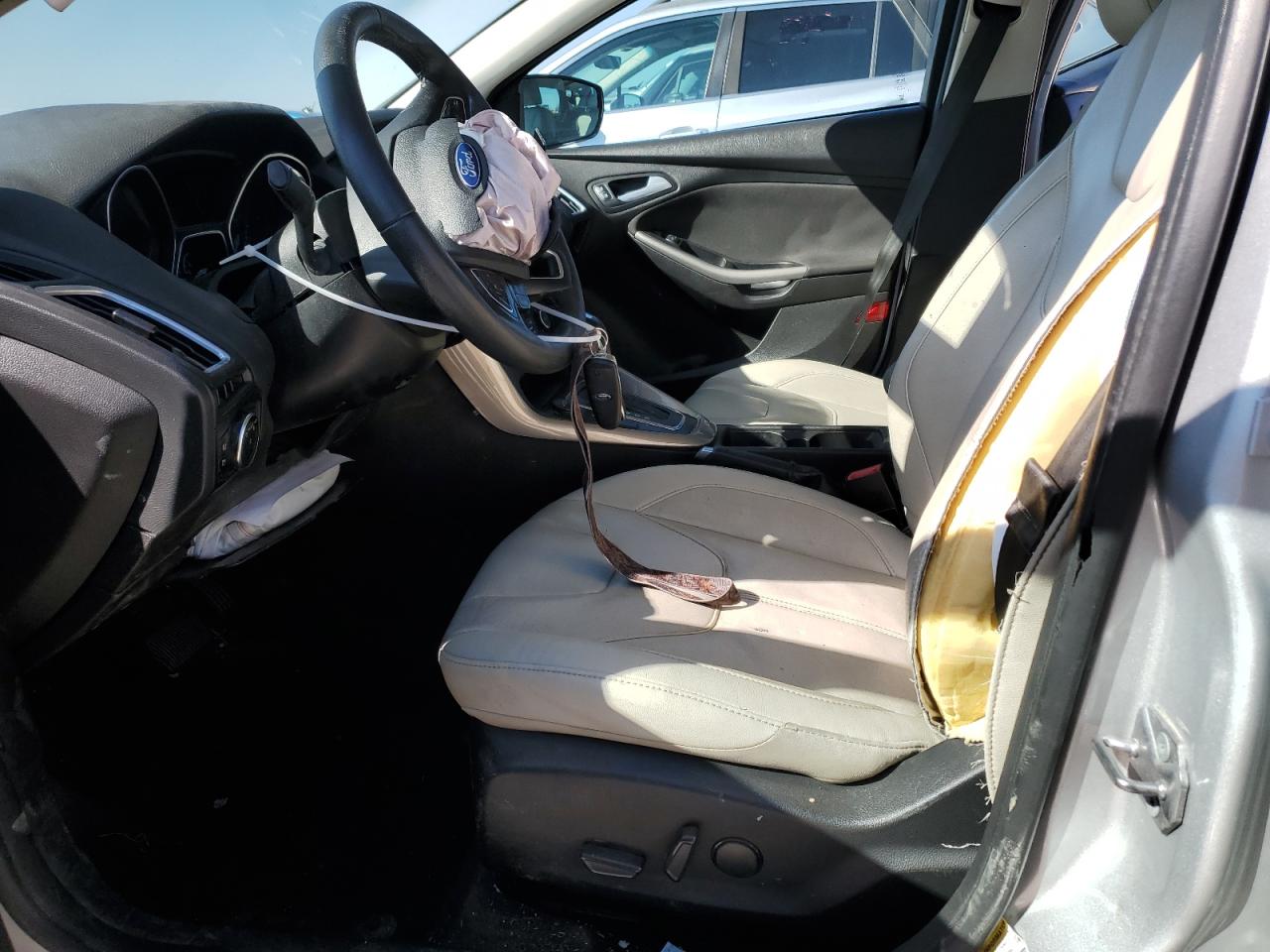 2018 Ford Focus VIN 1FADP3J2XJL271782 Copart auction photo, front end / minor dent/scratches damage thumbnail 7