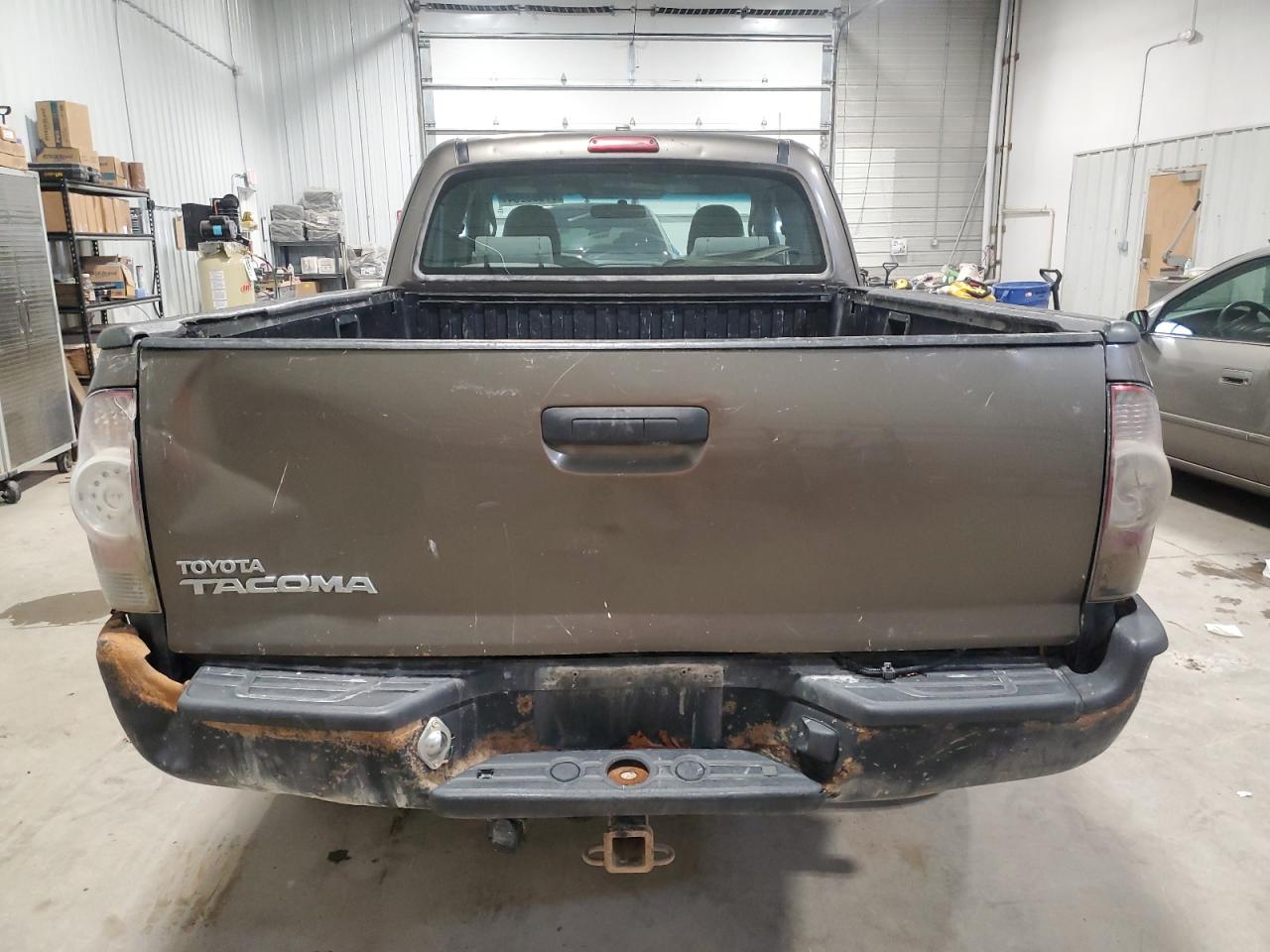 2009 Toyota Tacoma VIN 5TEUX42N49Z613300 Copart auction photo, front end / rear end damage thumbnail 6