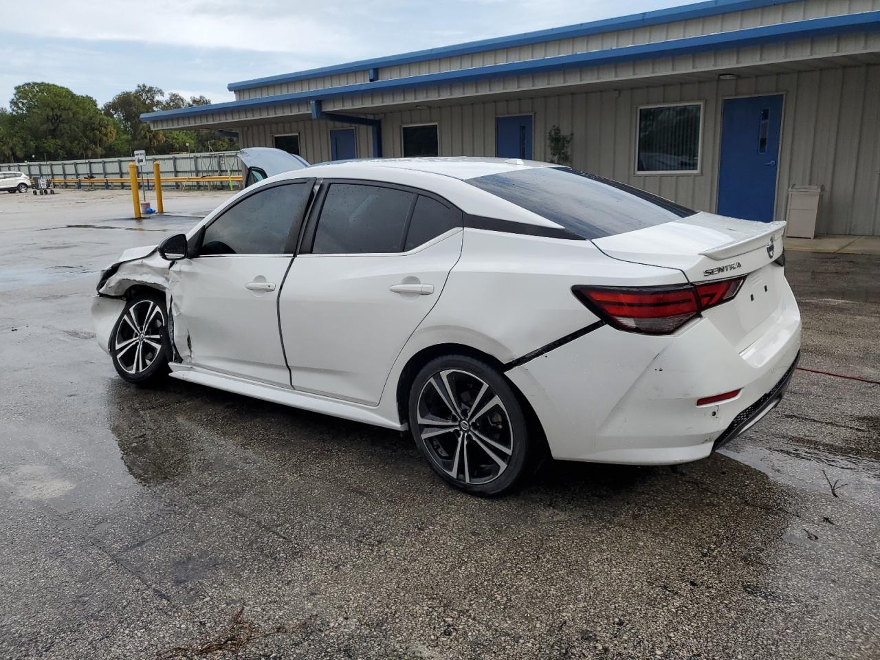 2020 Nissan Sentra VIN 3N1AB8DV5LY292194 Copart auction photo, side / minor dent/scratches damage thumbnail 2