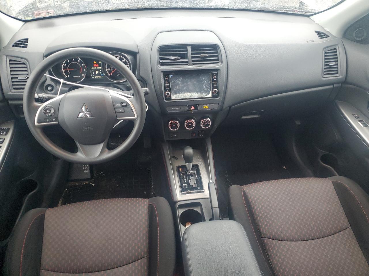 2018 Mitsubishi Outlander VIN JA4AR3AU4JU016624 Copart auction photo, side / rear end damage thumbnail 8