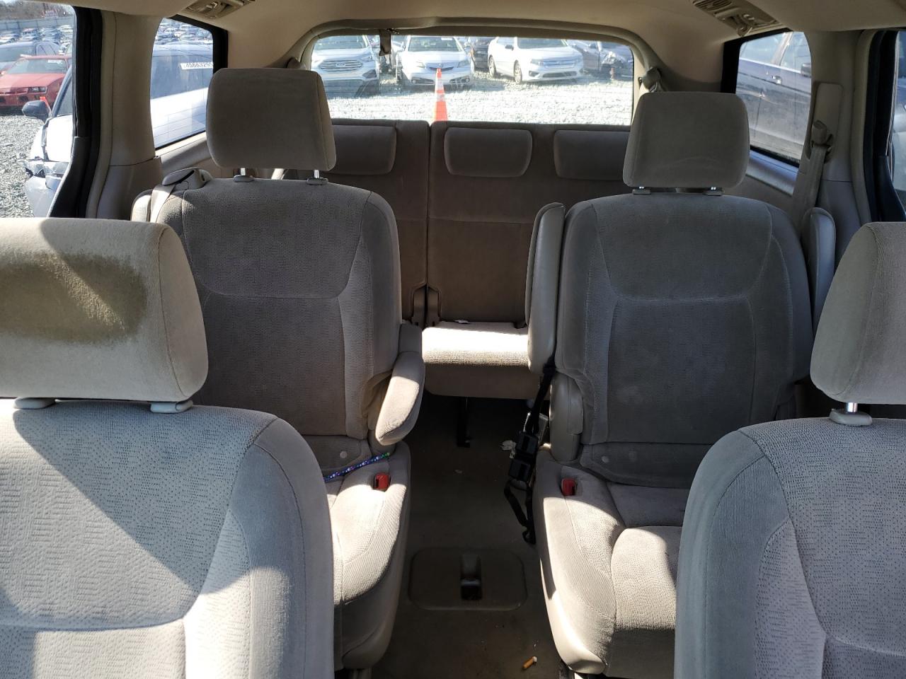 2004 Toyota Sienna VIN 5TDZA22C24S213350 Copart auction photo, rear end damage thumbnail 10