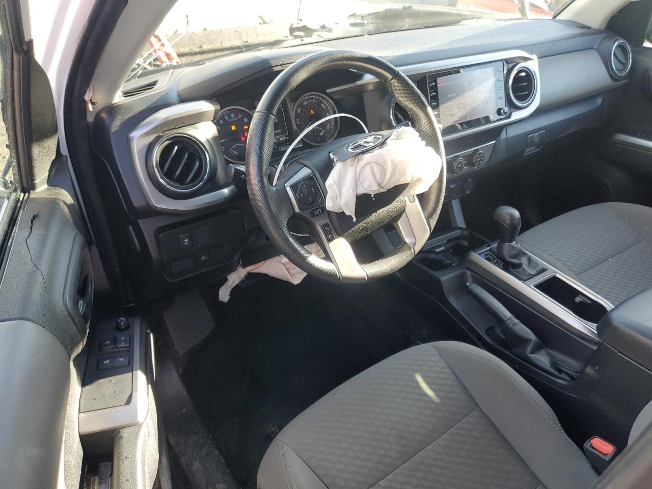 2022 Toyota Tacoma VIN 3TYSX5EN0NT012177 Copart auction photo, front end / minor dent/scratches damage thumbnail 8