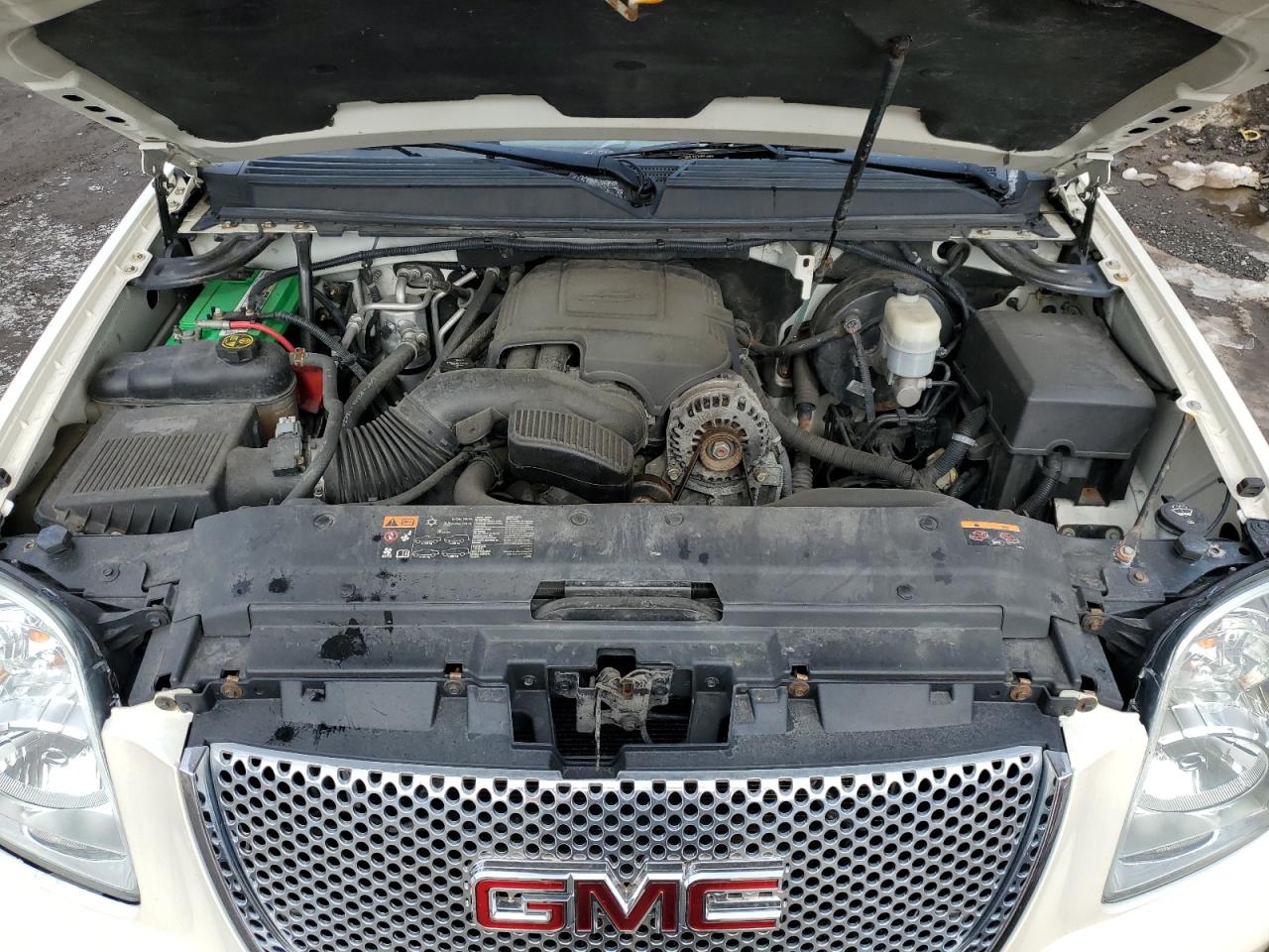 2013 GMC Yukon VIN 1GKS2MEF7DR155772 Copart auction photo, minor dent/scratches damage thumbnail 12