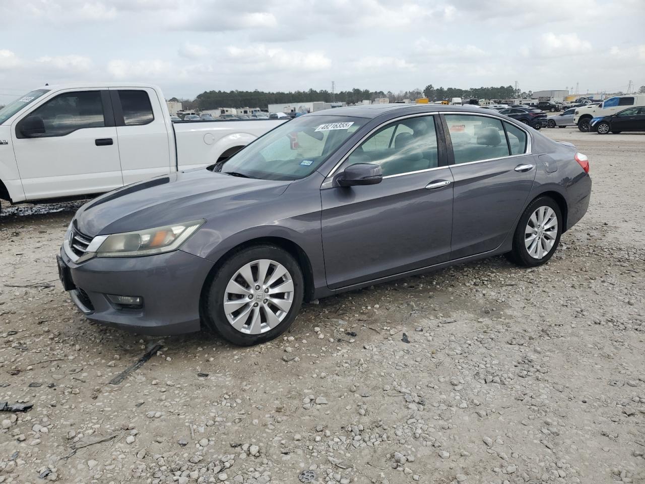 2015 Honda Accord VIN 1HGCR2F71FA145815