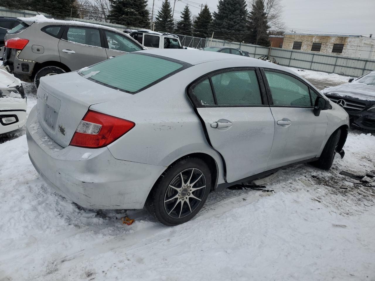 2012 Honda Civic VIN 2HGFB2E57CH528463 Copart auction photo, front end damage thumbnail 3