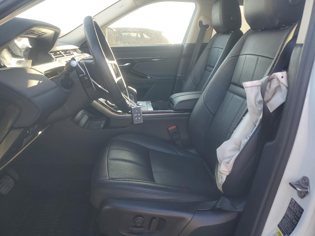 2023 Land Rover Range Rover VIN SALZP2FX9PH227758 Copart auction photo, side / minor dent/scratches damage thumbnail 7