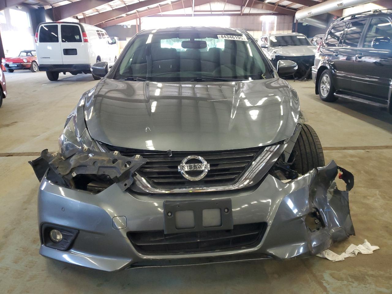 2017 Nissan Altima VIN 1N4BL3AP9HC175781 Copart auction photo, front end / undercarriage damage thumbnail 5