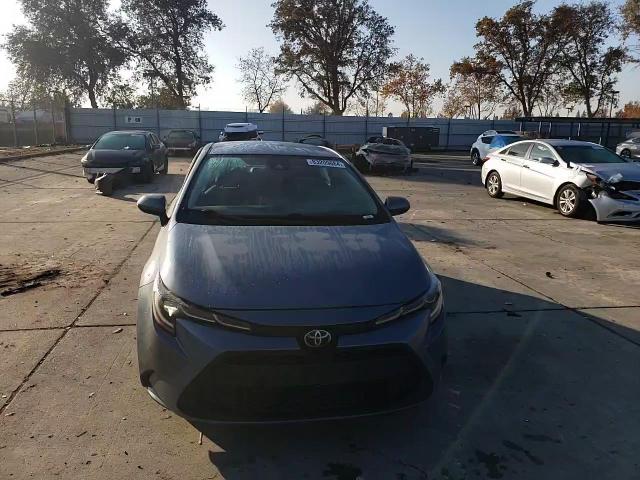2021 Toyota Corolla VIN JTDEAMDEXMJ005769 Copart auction photo, side damage thumbnail 11
