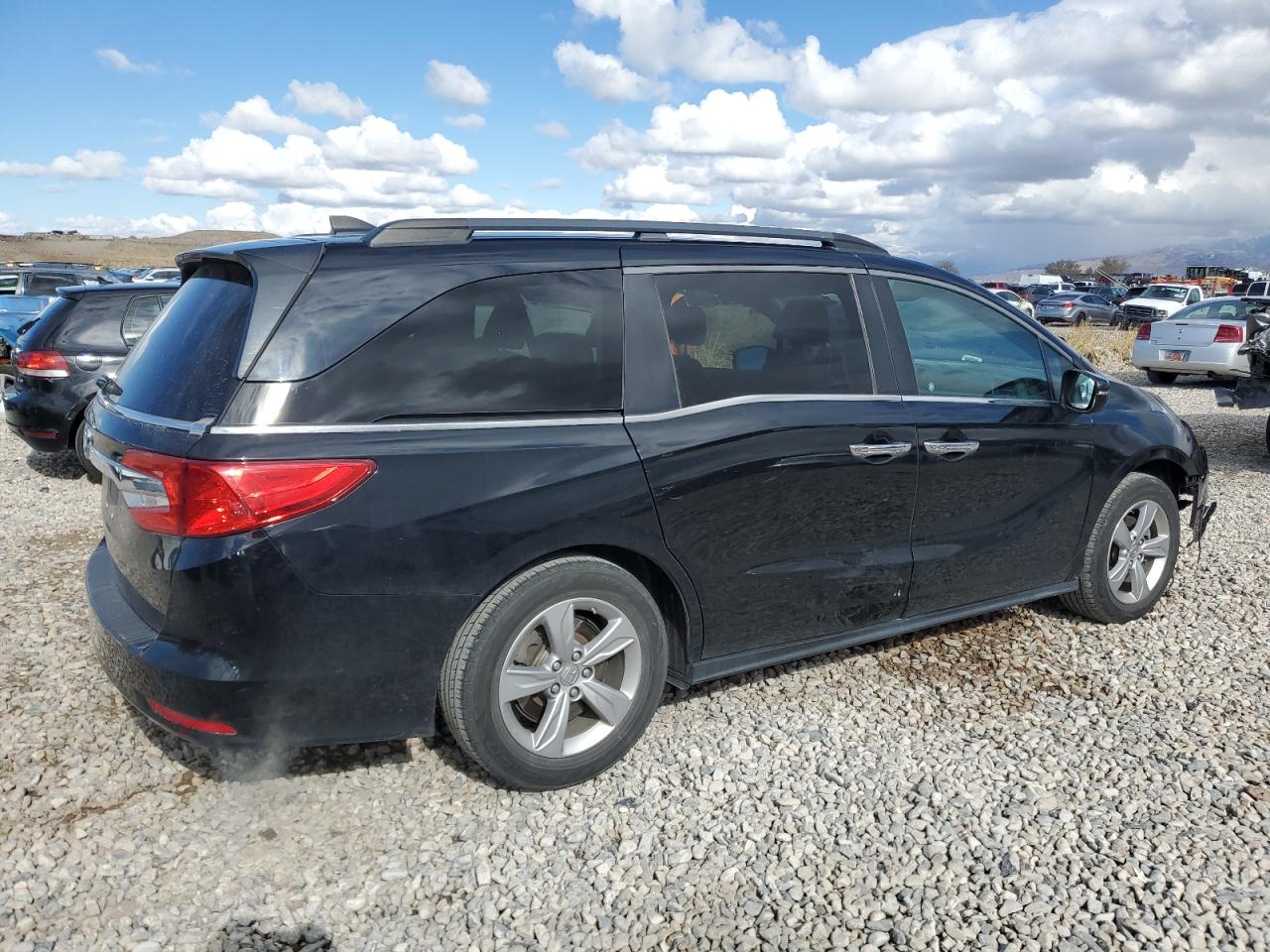 2019 Honda Odyssey VIN 5FNRL6H70KB057337 Copart auction photo, front end damage thumbnail 3