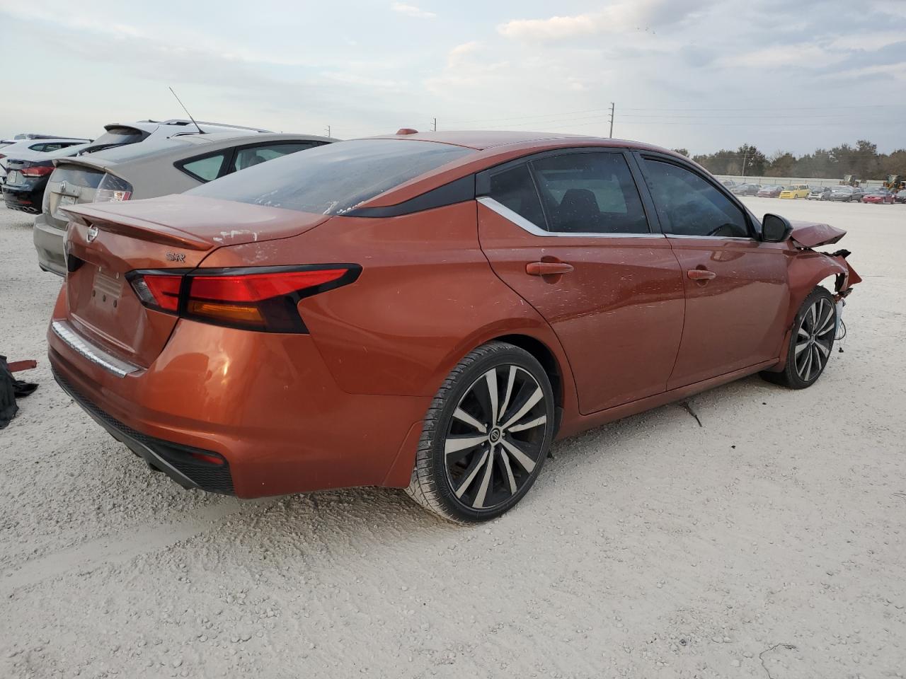 2020 Nissan Altima VIN 1N4BL4CV7LC232263 Copart auction photo, front end damage thumbnail 3