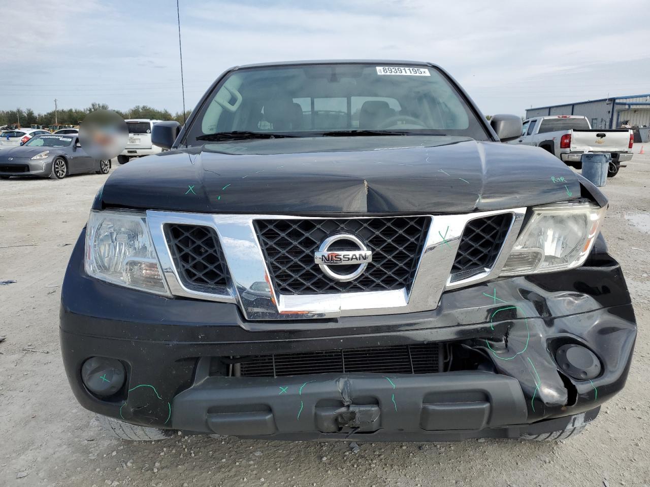 2019 Nissan Navara (Frontier) VIN 1N6AD0ER3KN786735 Copart auction photo, front end / minor dent/scratches damage thumbnail 5
