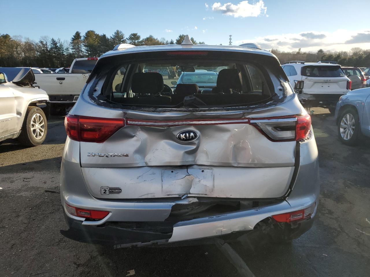 2017 KIA Sportage VIN KNDPMCAC5H7187994 Copart auction photo, rear end / minor dent/scratches damage thumbnail 6