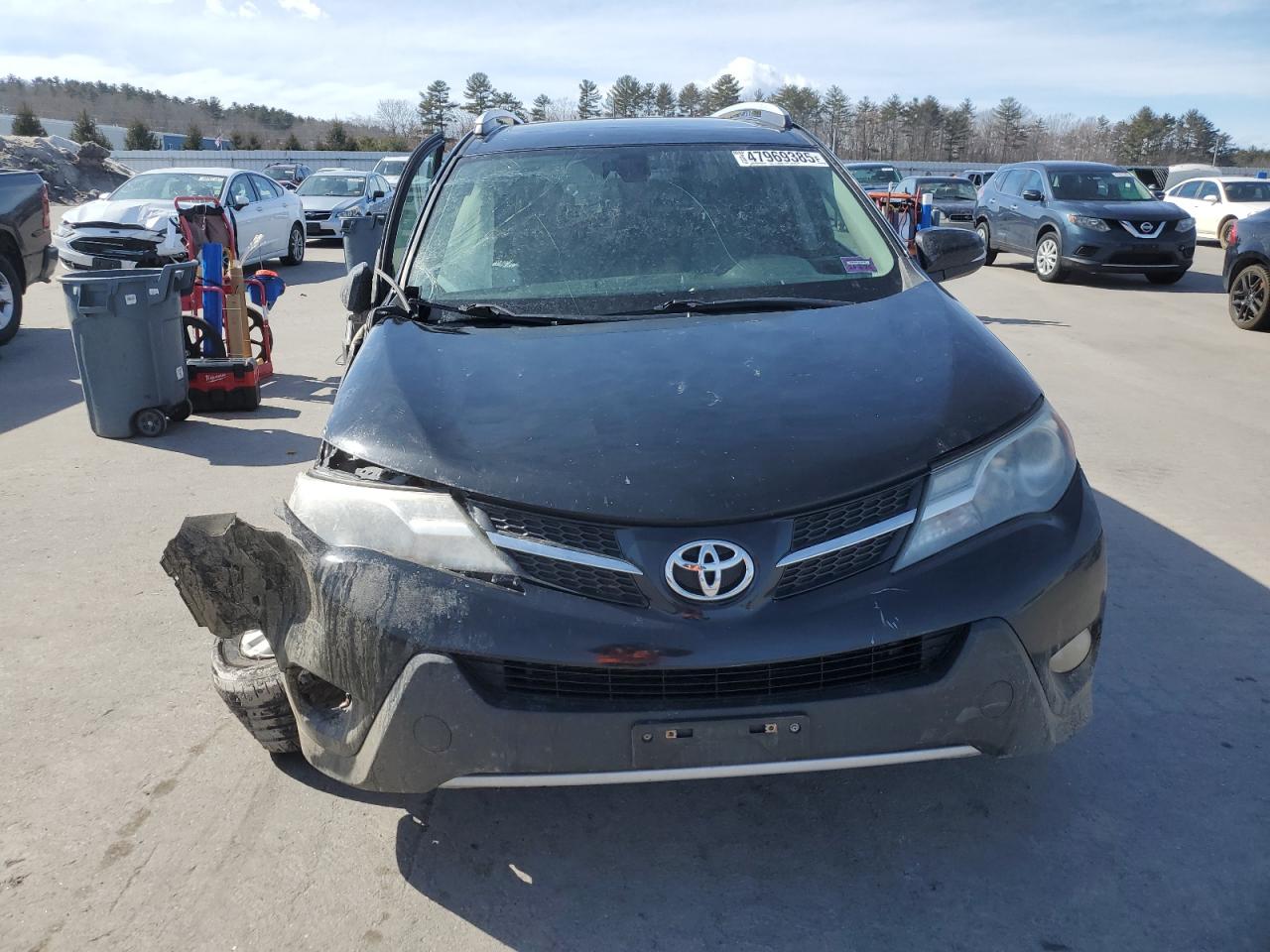 2015 Toyota RAV 4 VIN 2T3DFREV6FW310988 Copart auction photo, front end / side damage thumbnail 5
