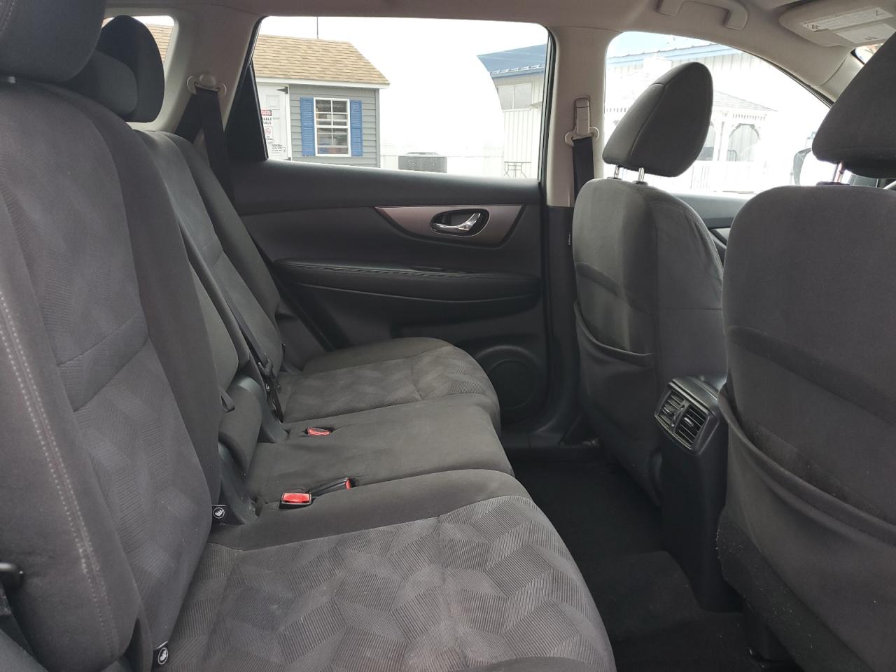 2016 Nissan Rogue VIN KNMAT2MV1GP694924 Copart auction photo, rear end / minor dent/scratches damage thumbnail 11