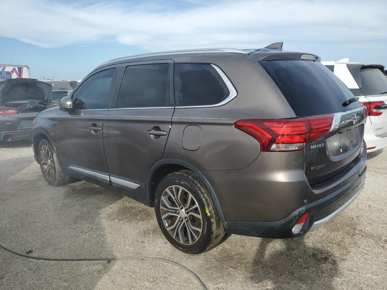 2017 Mitsubishi Outlander VIN JA4AD3A38HZ038130 Copart auction photo, water/flood damage thumbnail 2