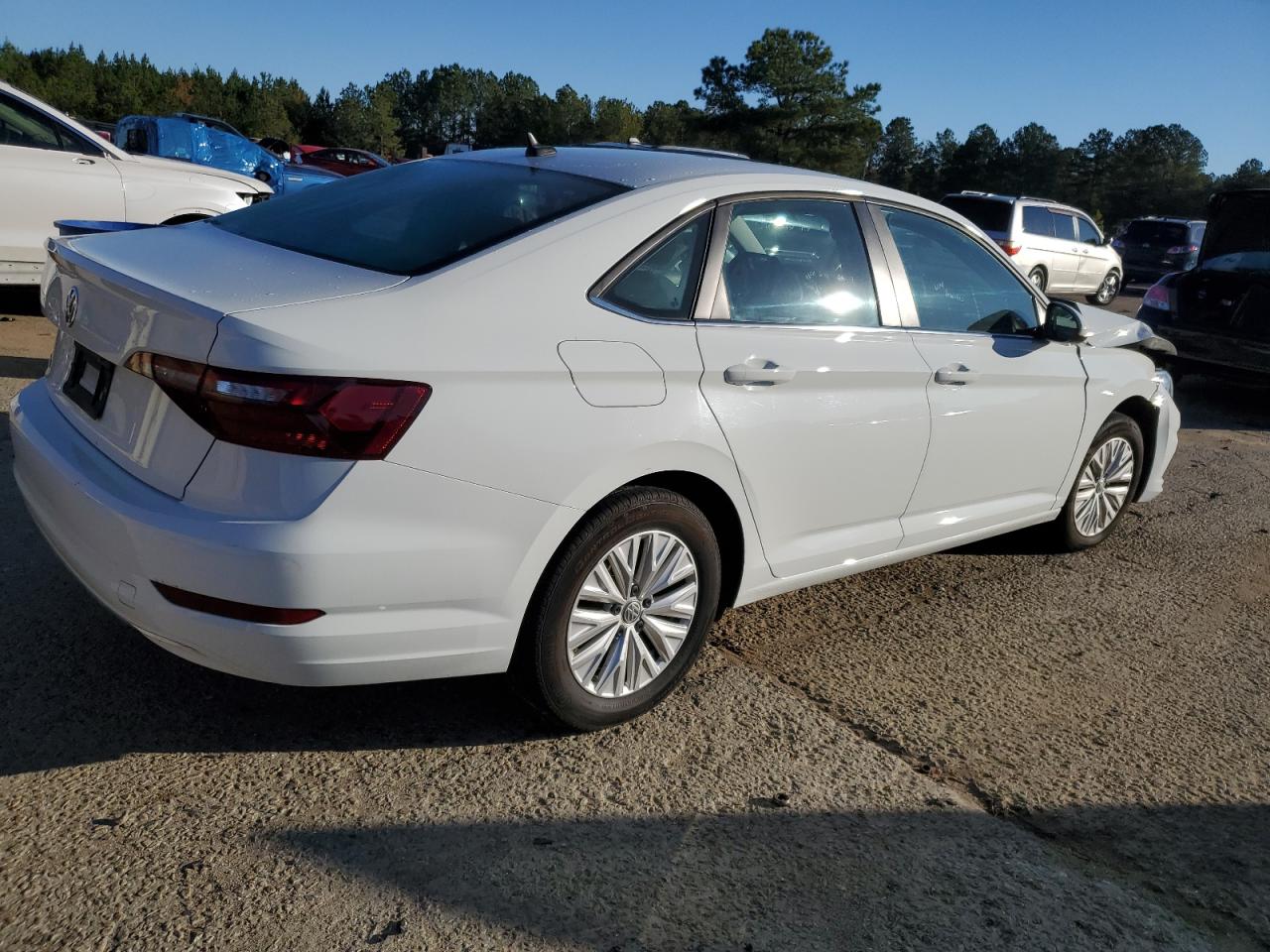 2020 Volkswagen Jetta VIN 3VWCB7BU8LM060879 Copart auction photo, front end damage thumbnail 3
