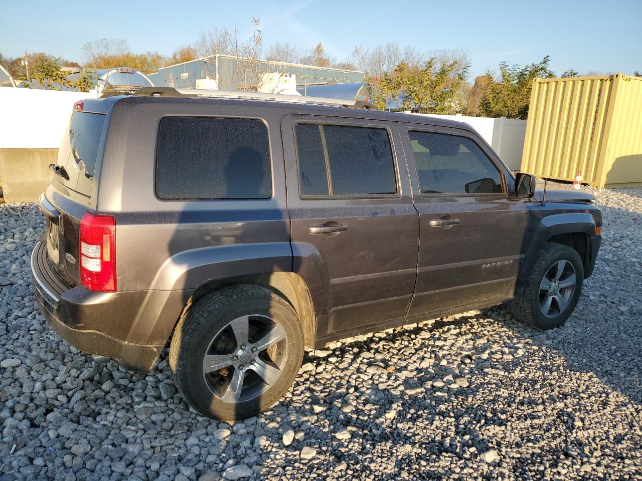 2016 Jeep Liberty (Patriot) VIN 1C4NJRFB9GD581436 Copart auction photo, front end damage thumbnail 3