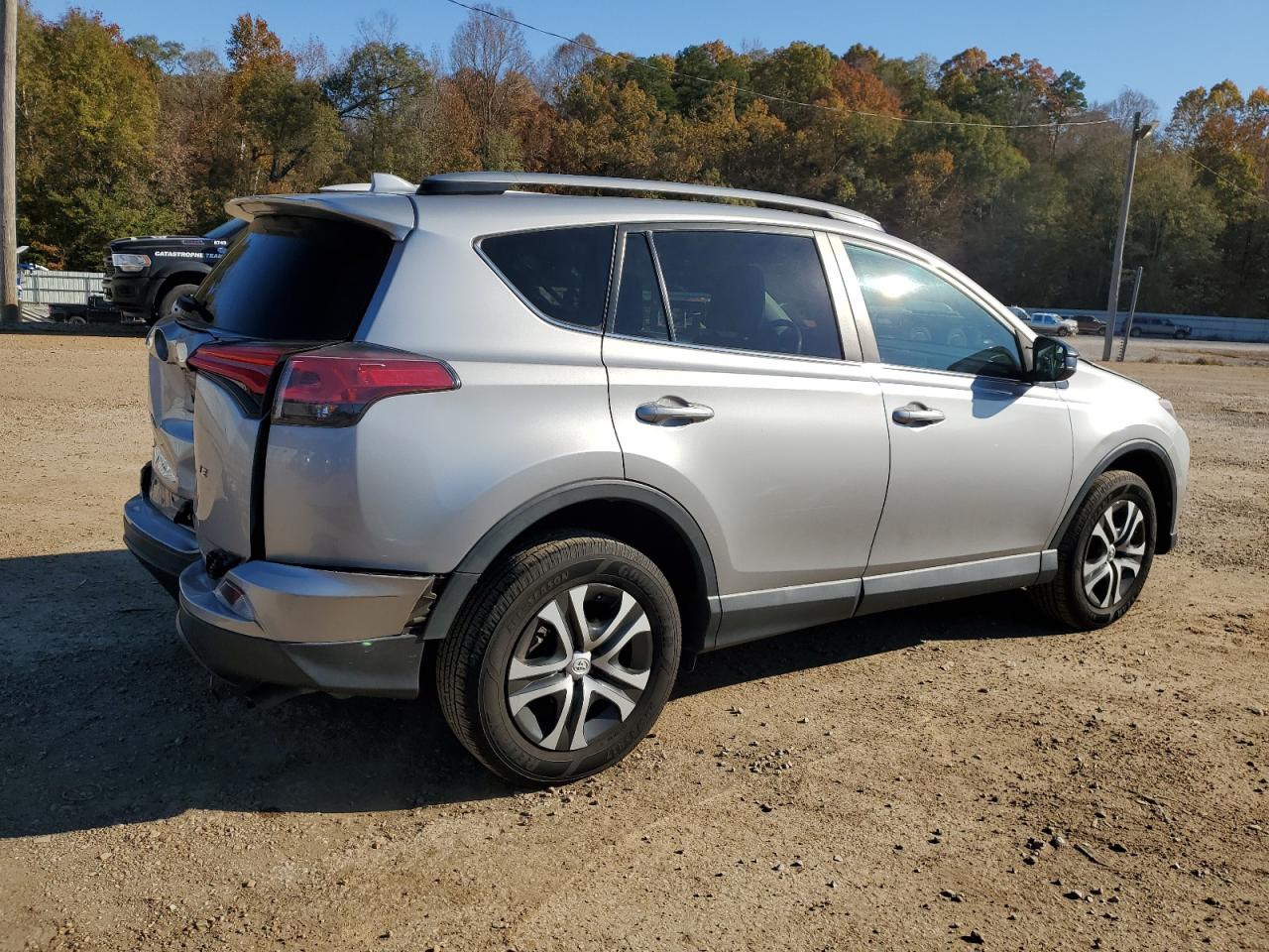 2017 Toyota RAV 4 VIN 2T3ZFREV8HW365659 Copart auction photo, front end / rear end damage thumbnail 3