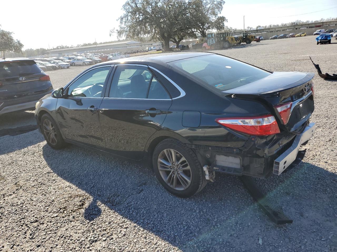 2016 Toyota Camry VIN 4T1BF1FK3GU260333 Copart auction photo, rear end / side damage thumbnail 2