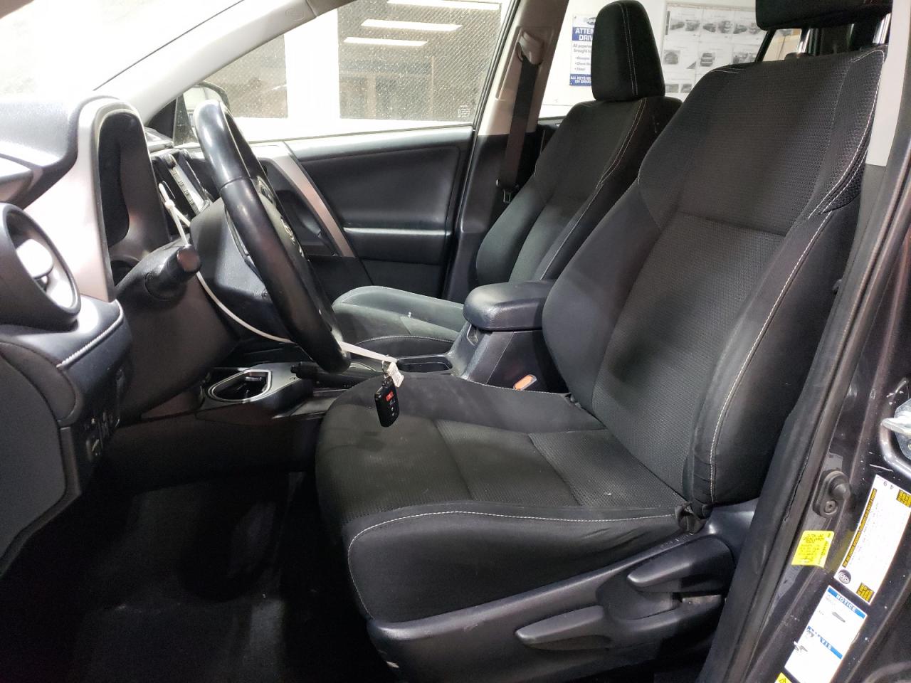 2017 Toyota RAV 4 VIN JTMRFREVXHJ162982 Copart auction photo, rear end / front end damage thumbnail 7
